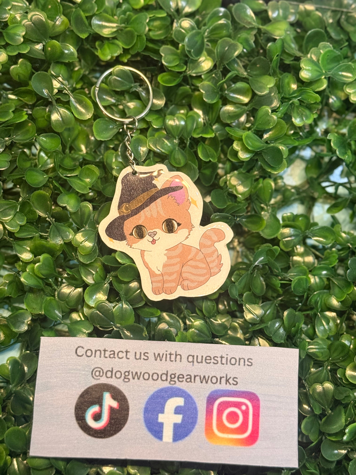 Witchy kitty keychain